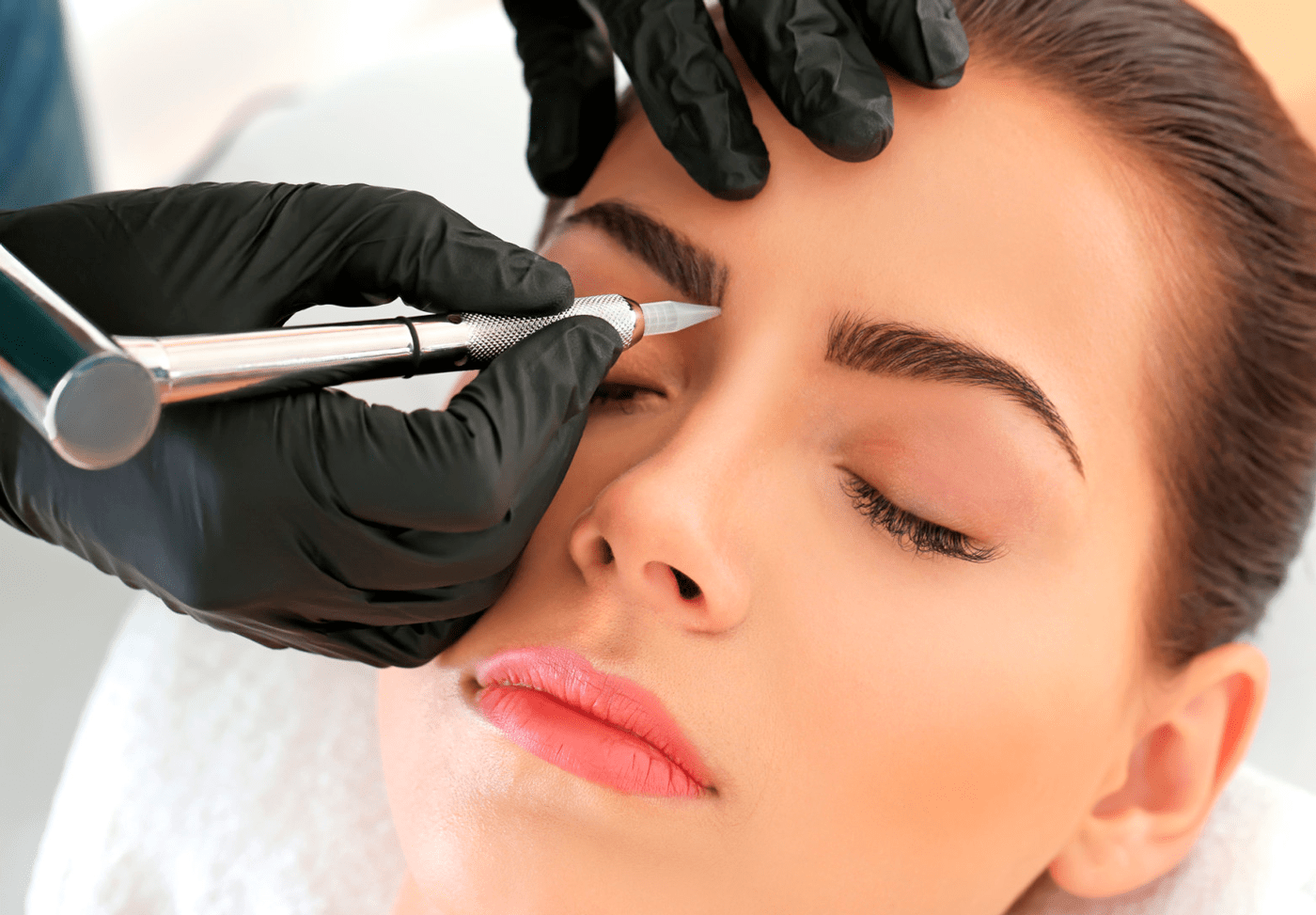 La diferencia entre micropigmentación o microblading: Técnicas Cosméticas